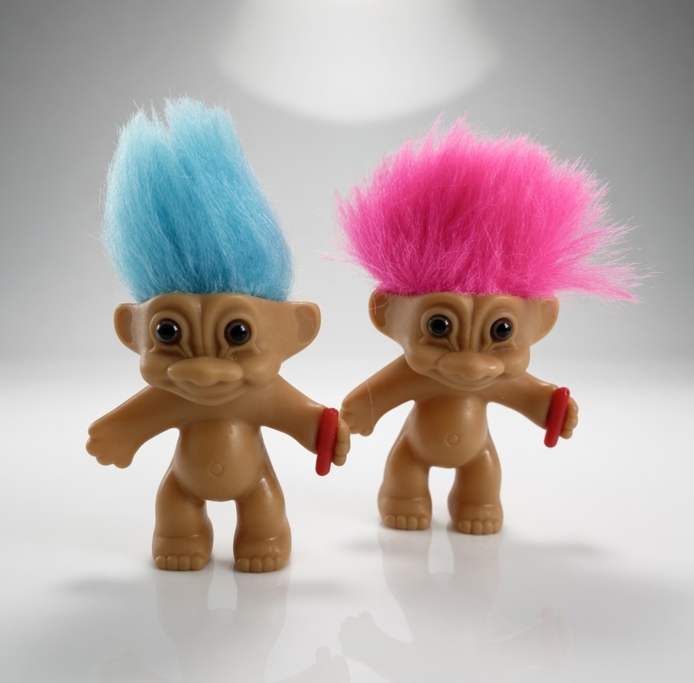 Vintage Russ Berrie Troll Doll Lot 2 Blue Pink Hair Dolls Figurine 90s Lucky VG